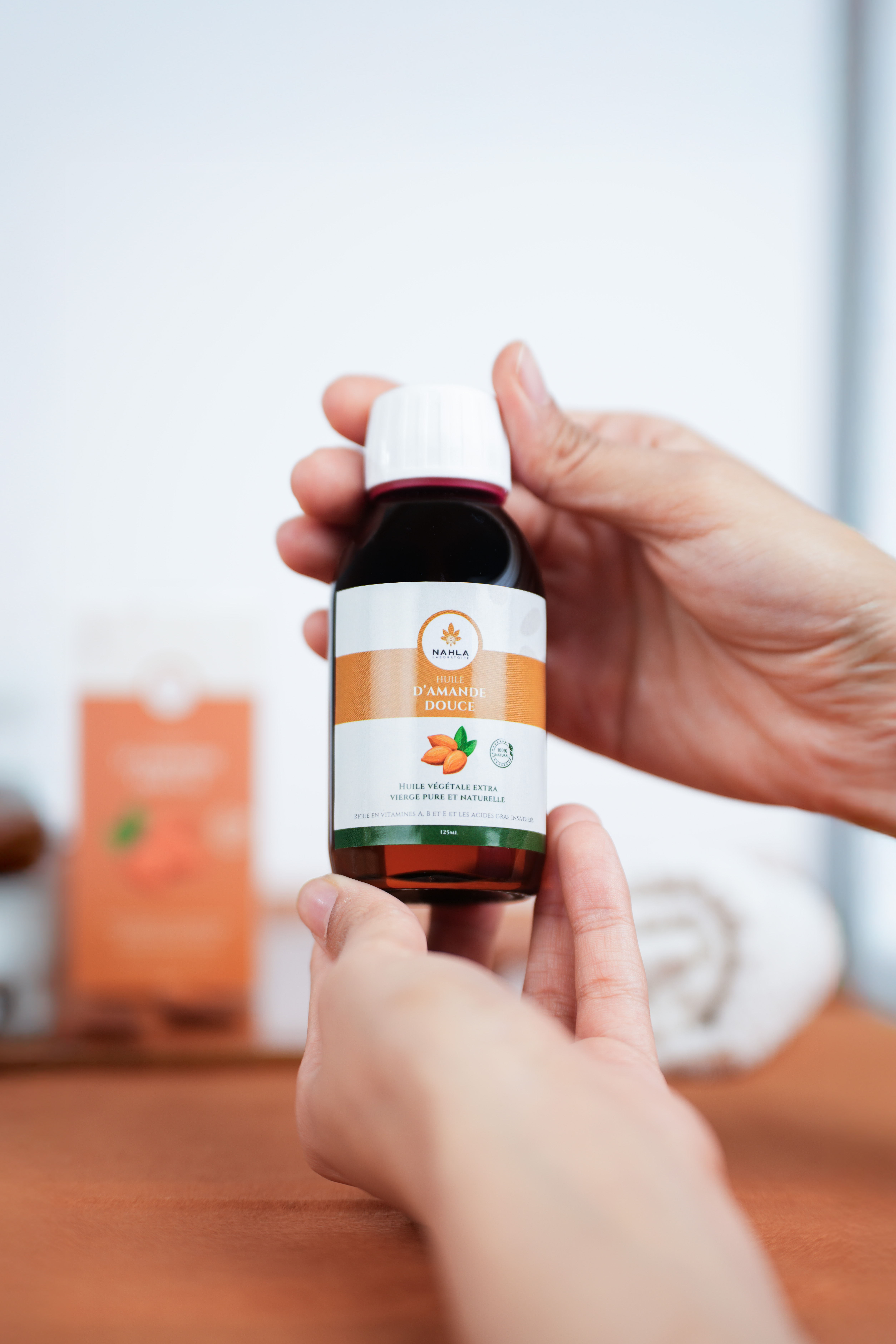 زيت اللوز الحلو الطبيعي